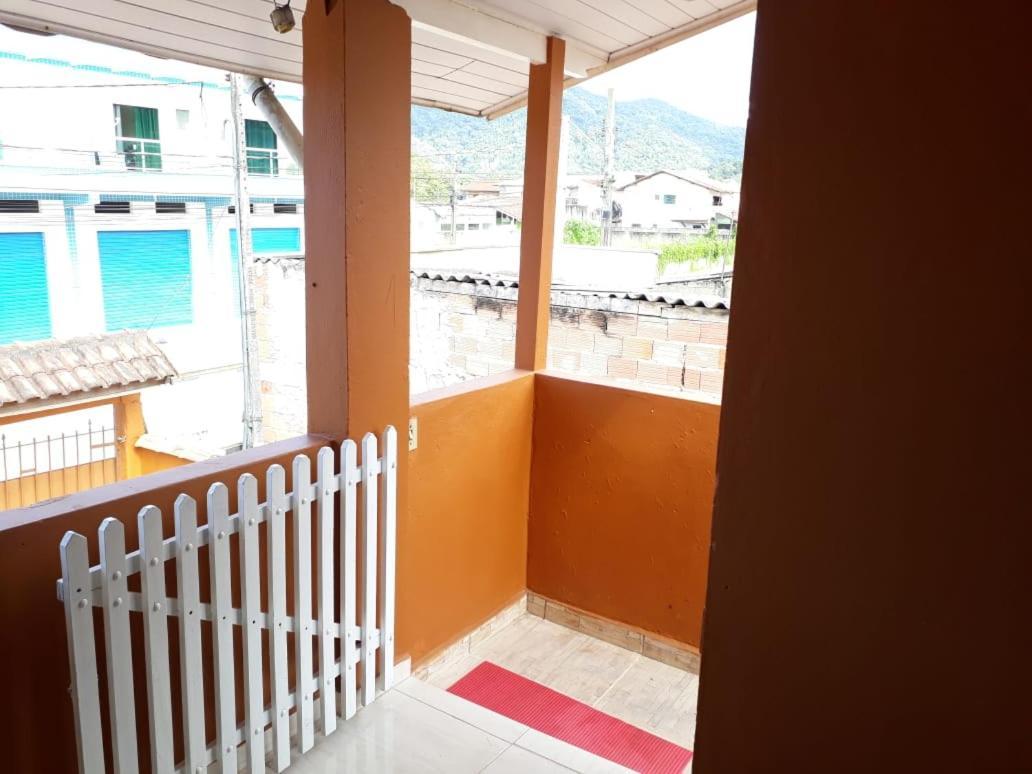 Casa Proxima Da Praia Grande อูบาตูบา ภายนอก รูปภาพ